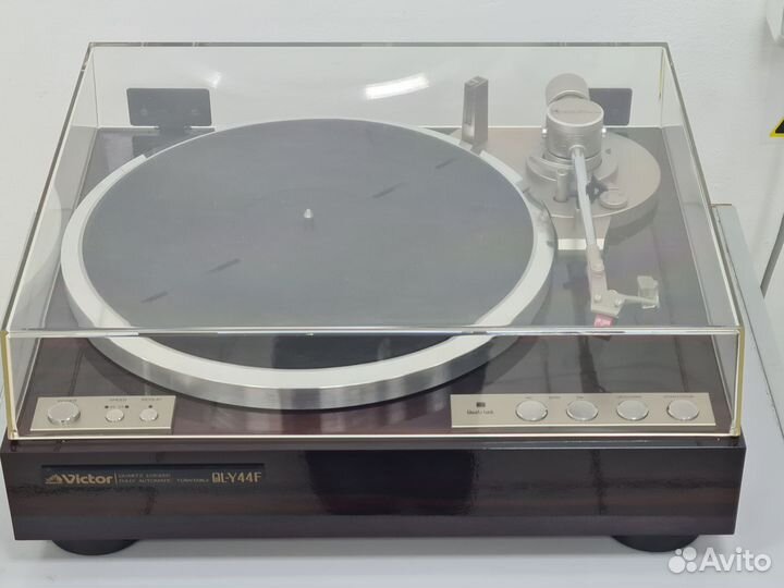 Проигрыватель винила Victor QL-Y44F