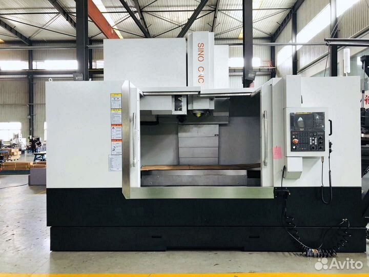 Фрезерный центр BL-Y1100 с обслуживанием