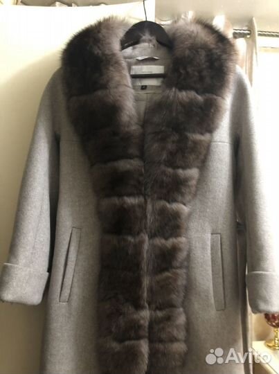 Пальто с мехом