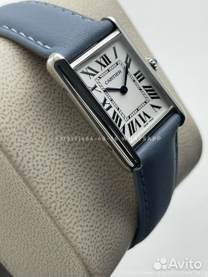 Часы cartier tank must light blue strap