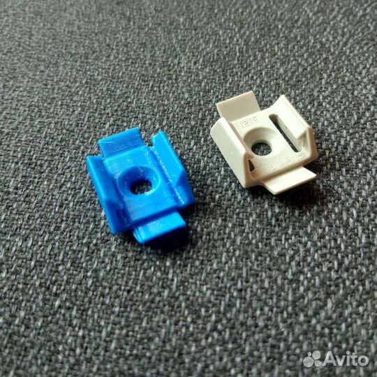 Клипсы карниза шторки Volvo FH