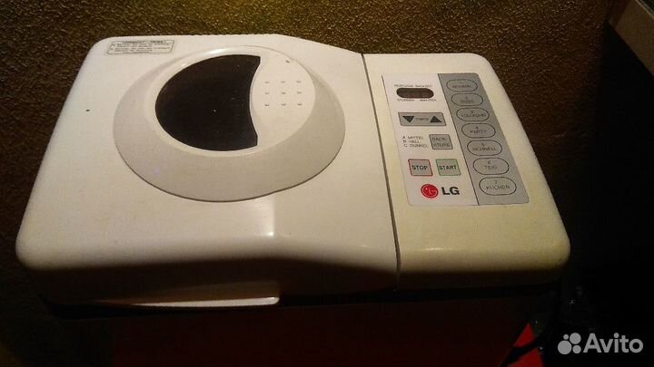 Хлебопечка LG HB202CE