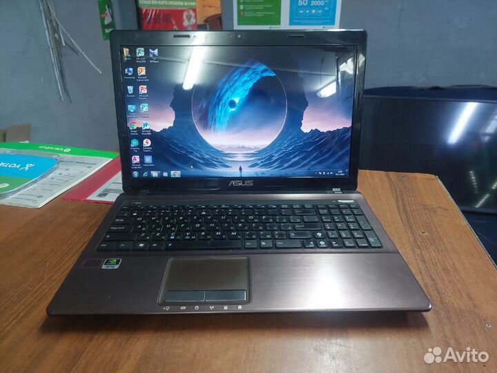 Ноутбук asus core i3