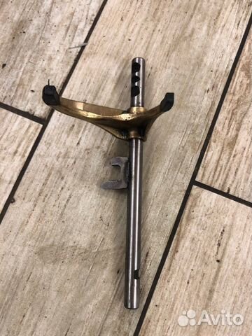 Вилка МКПП Renault Logan седан 1.4 2008