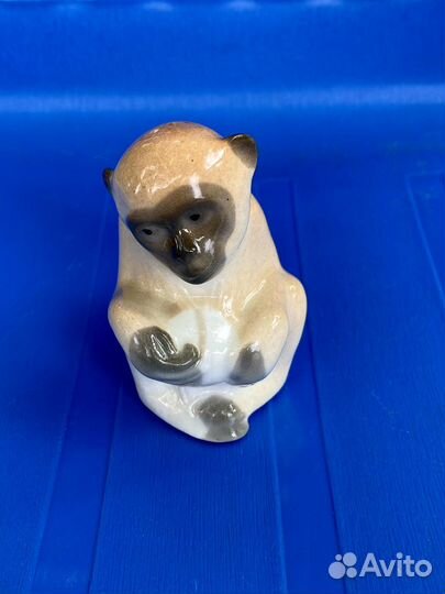 Статуэтка Обезьяна с мячом, лфз, СССР