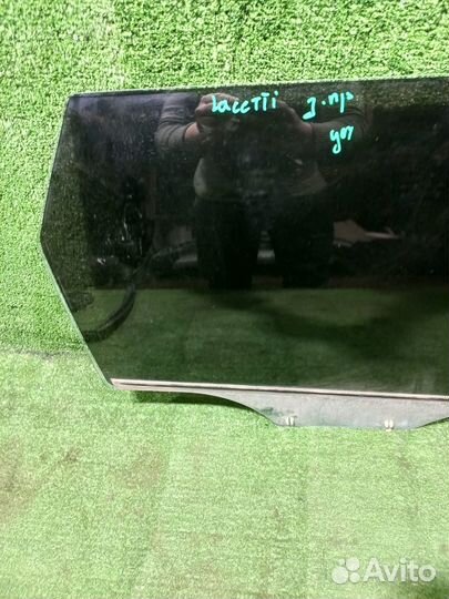 Стекло задней правой двери Lacetti
