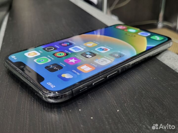 iPhone X 64Gb
