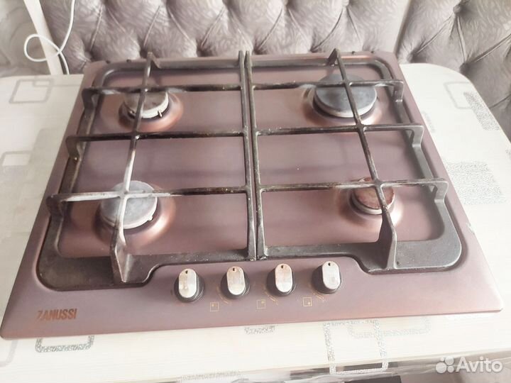 Газовая варочная панель 4 конфорки