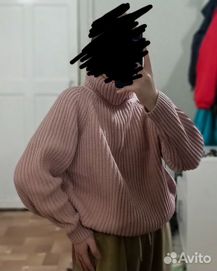 Свитер женский