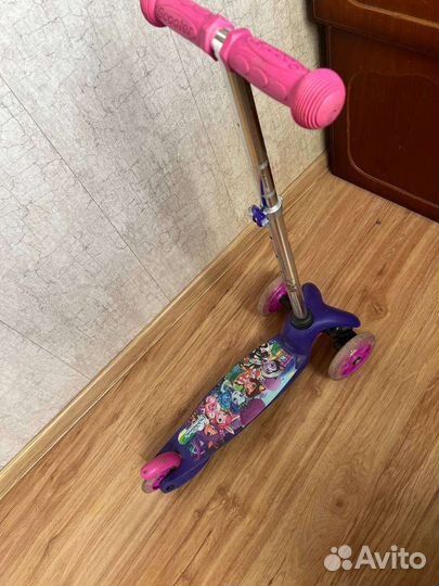 Самокат детский трехколесный