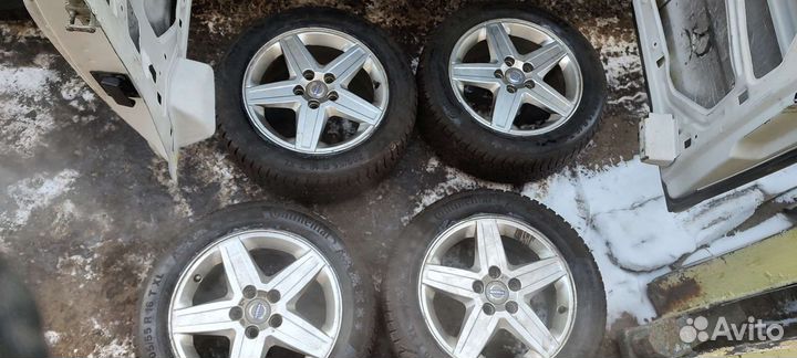 Колёса зимние для Вольво S40 V50 C30
