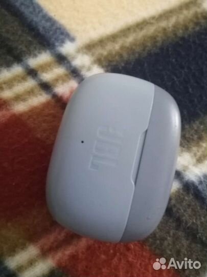 Беспроводные наушники jbl