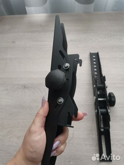 Кронштейн для телевизора