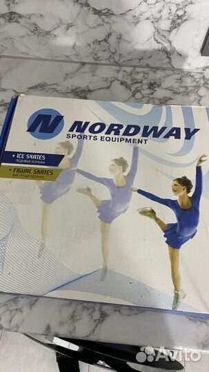 Коньки фигурные