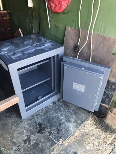 Сейф для денег и документов бу