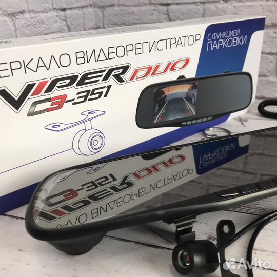 Видеорегистратор-зеркало Viper 351 Duo