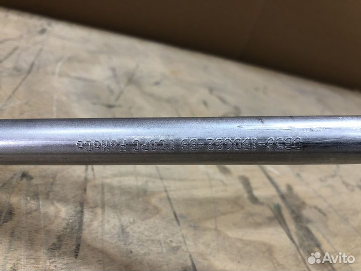 Трубка кондиционера Explorer 2011-2019 сломана