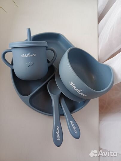 Комплект детской силиконовой посуды на присосках