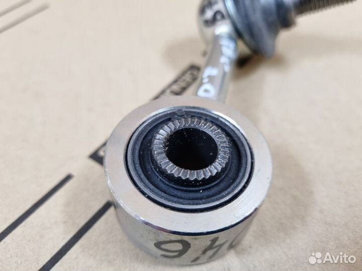 Тяга стабилизатора передняя левая Mitsubishi