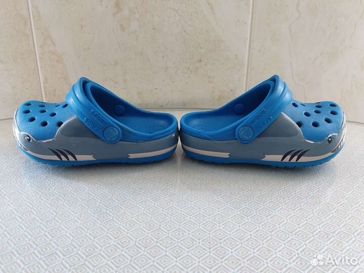 Crocs для мальчика С6 23 р