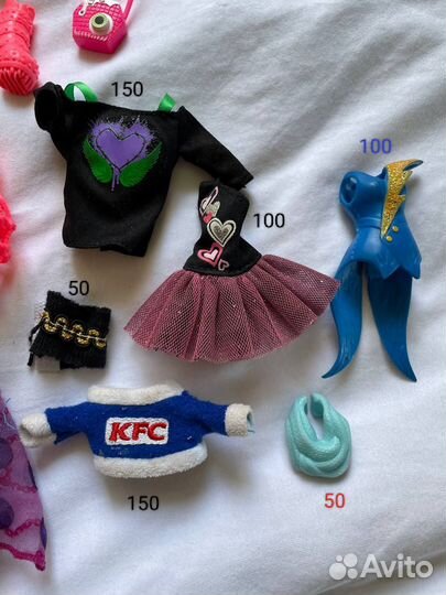 Аксессуары и одежда для кукол монстер хай