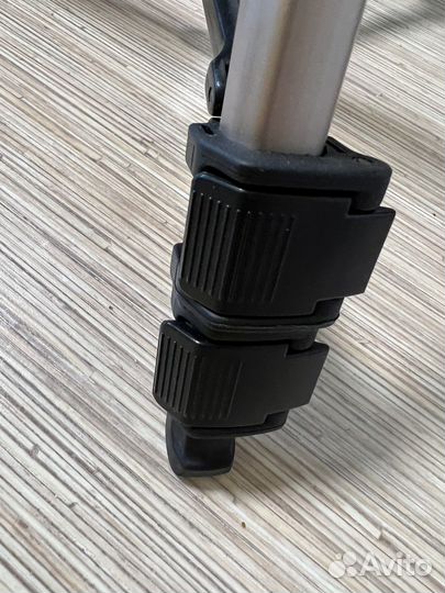 Штатив Velbon CX-440