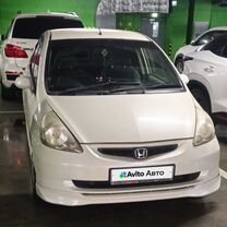 Honda Fit 1.3 CVT, 2003, 465 600 км, с пробегом, цена 450 000 руб.