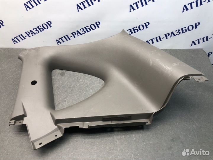 Обшивка стойки задняя правая Chevrolet Rezzo klau