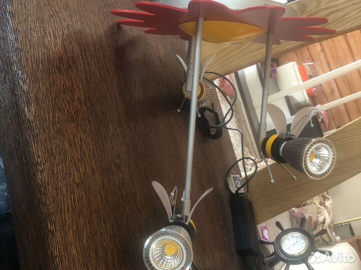 Люстра в детскую, пчелки