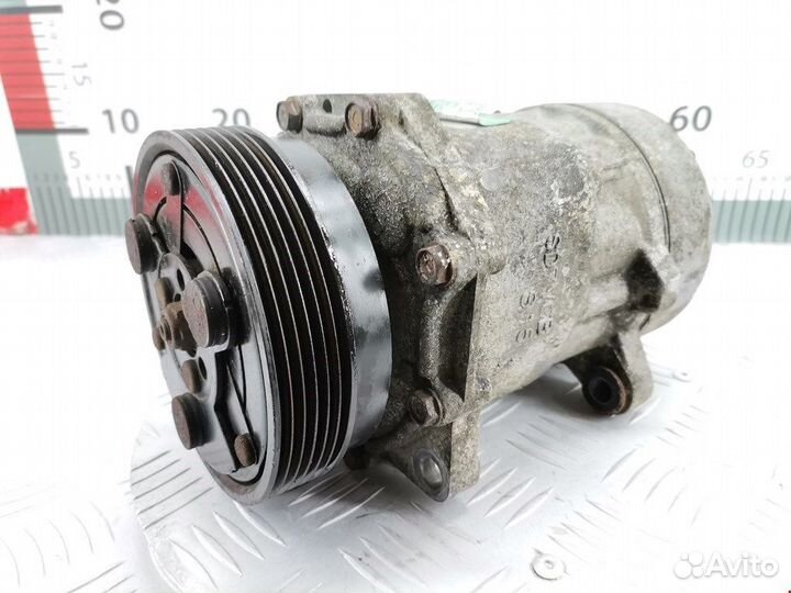 Компрессор кондиционера для Volkswagen Polo 3