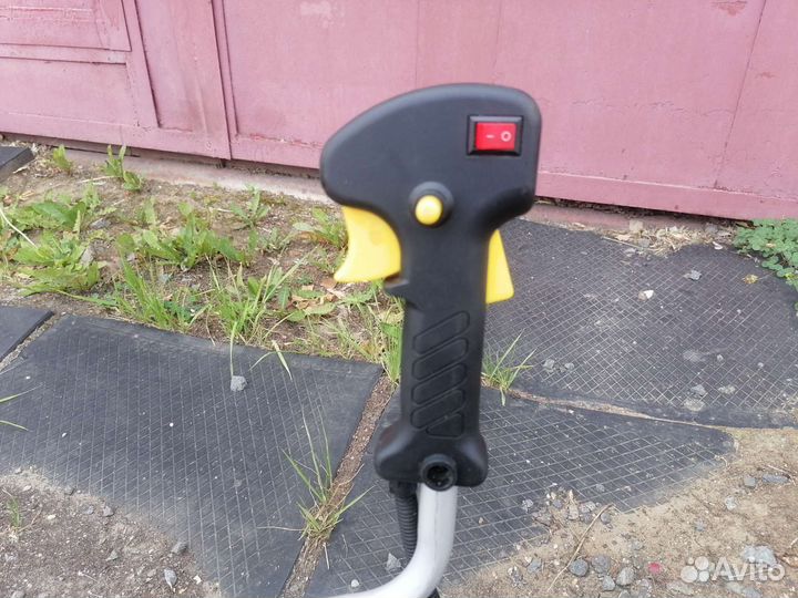 Бензокоса Eurolux TR-2500T