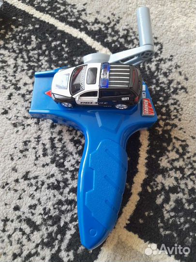 Трек с машинкой Maisto Tech