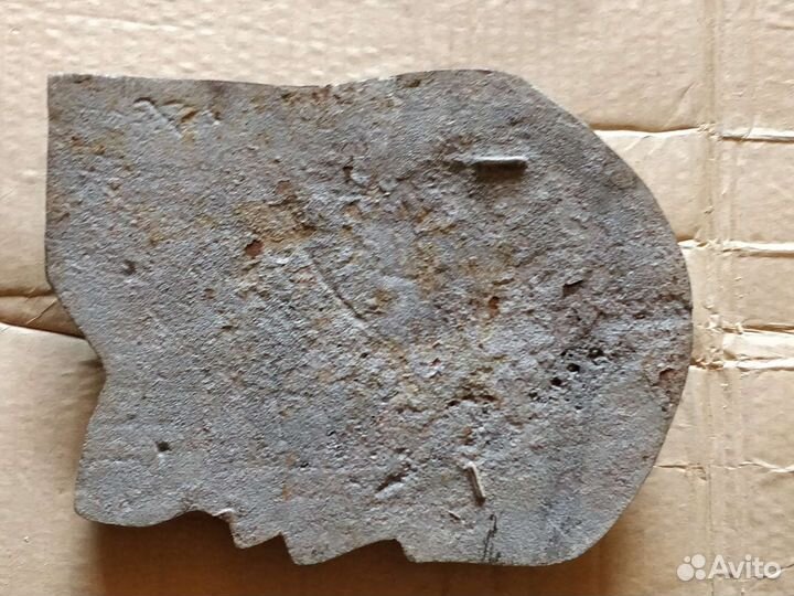 Барельеф ленина