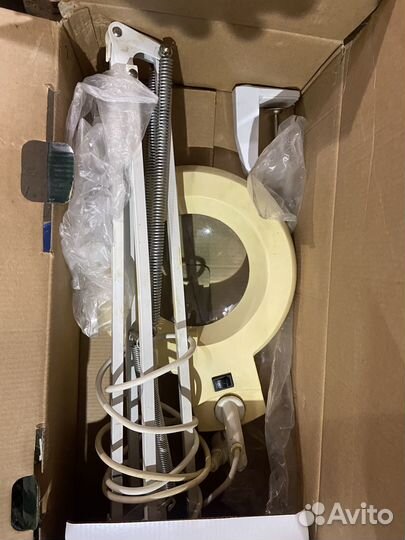 Лампа лупа настольная magnifier lamp 8606a