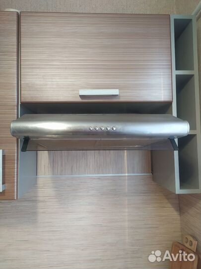 Вытяжка для кухни 60 см