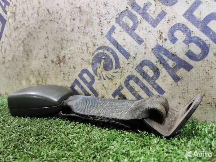 Ответная часть ремня безопасности задняя левая