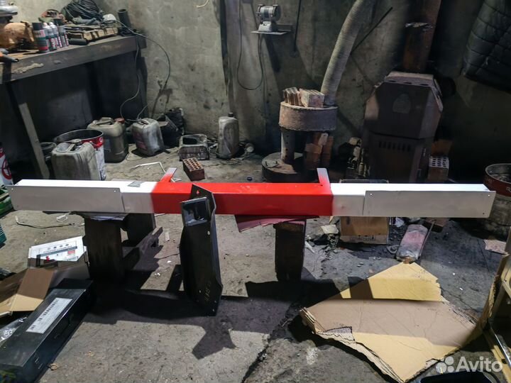 Продам отбойник с кранштейнами