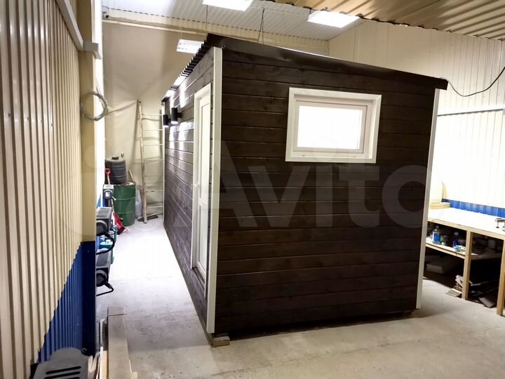 Гараж, > 30 м²