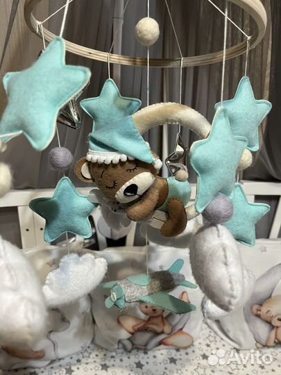 Детский мобиль из фетра