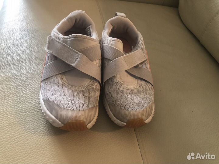 Кроссовки для девочки 29 размер adidas (оригинал)