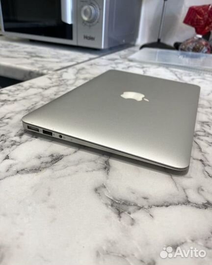 Apple MacBook Air 2012