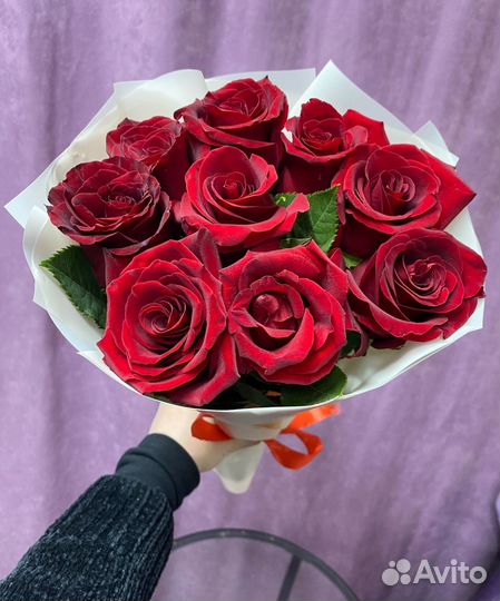 Букет из 9 роз с доставкой по городу