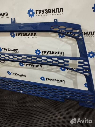 Решетка в бампер Volvo FH5 84235709