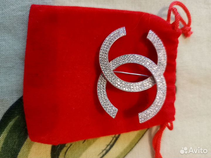 Брошь chanel