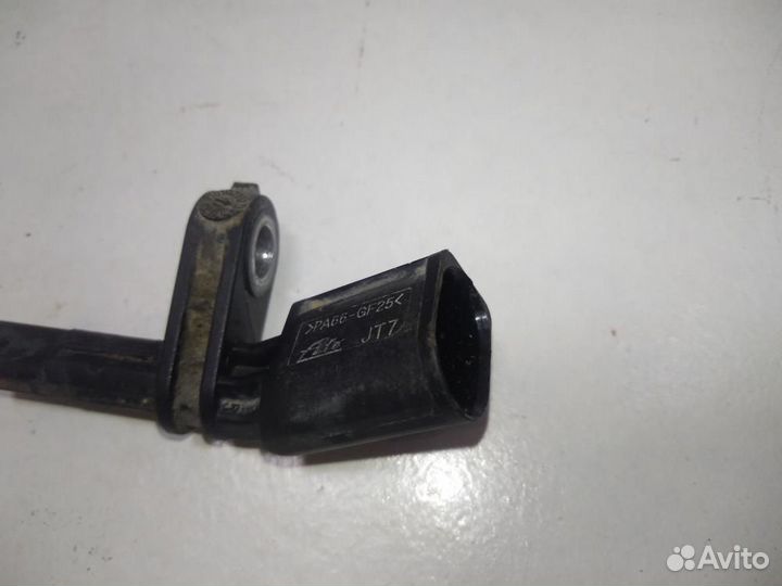 Датчик ABS передний левый Volkswagen Passat B6 200