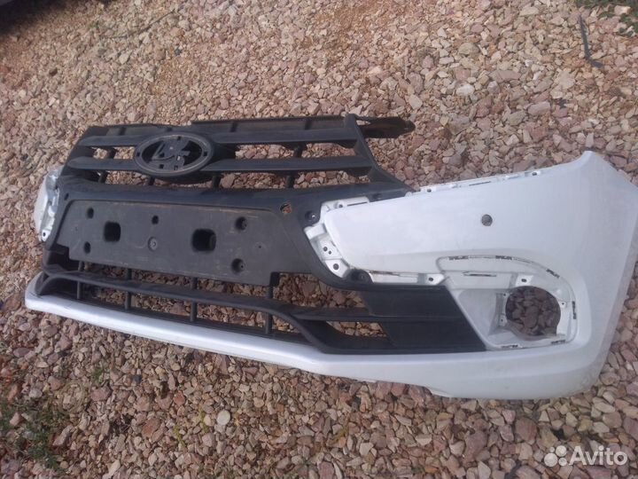 Бампер передний Лада Гранта FL 2018