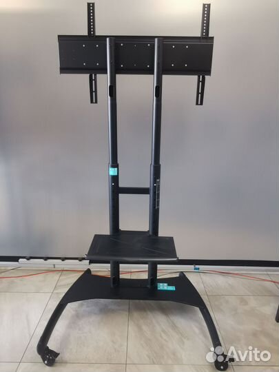 Стойка под телевизор