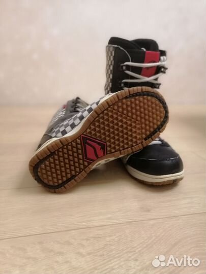 Сноубордические ботинки vans mantra 41