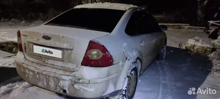 Ford Focus 1.4 МТ, 2006, 366 060 км