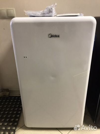 Холодильник Midea mdrd142SLF01